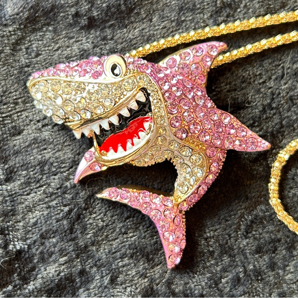 Betsey Johnson Purple Shark Brooch/Pendant Necklace